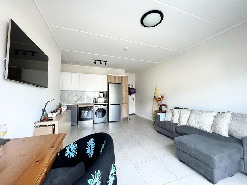To Let 1 Bedroom Property for Rent in Sandown Western Cape